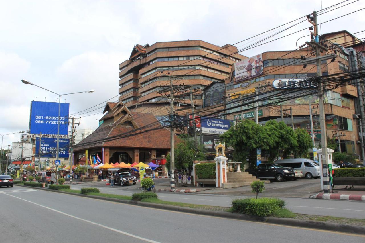 Varada Place Chiang Mai Exterior foto